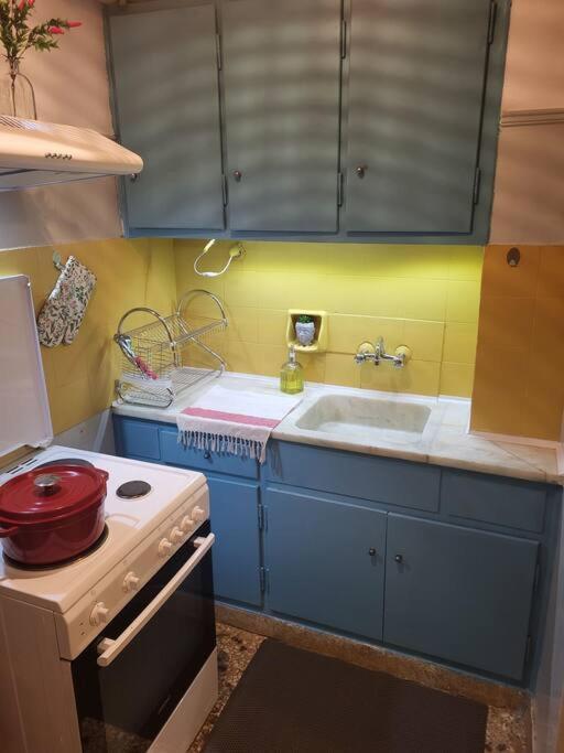Viva La Frida Boho Apartment In Central アテネ エクステリア 写真
