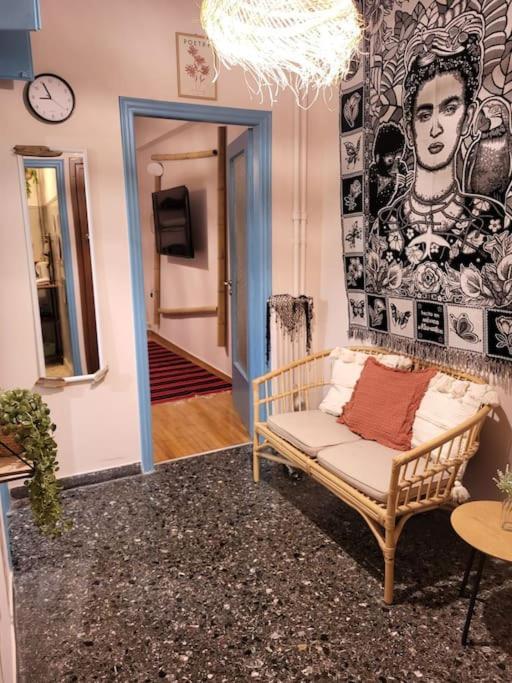 Viva La Frida Boho Apartment In Central アテネ エクステリア 写真